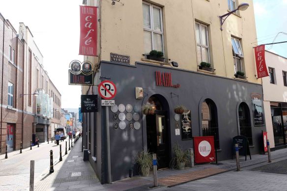 Idaho Cafe ext closer