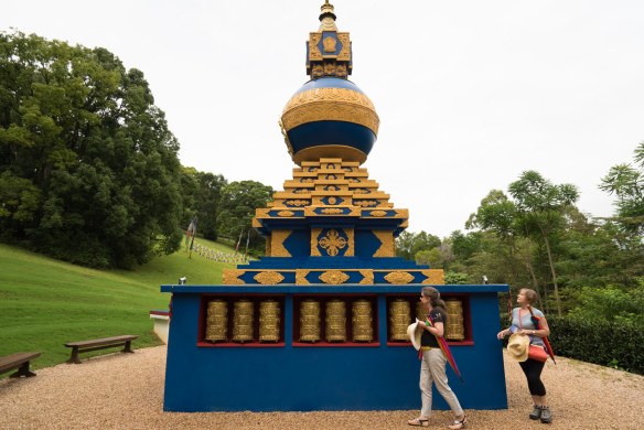 Crystal Castle stupa-1