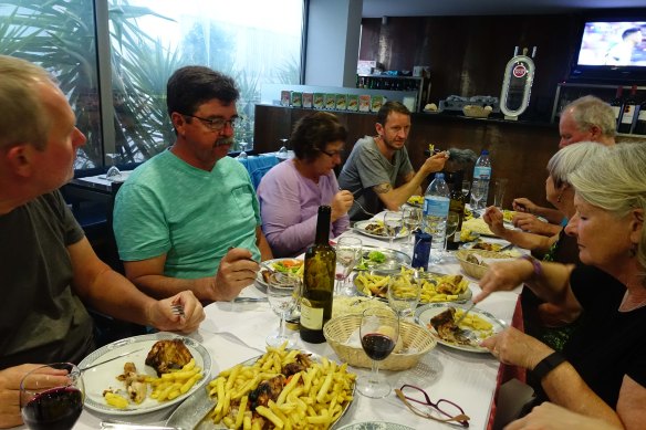 Furno one end of table-1