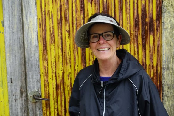 Linda by yellow door-1