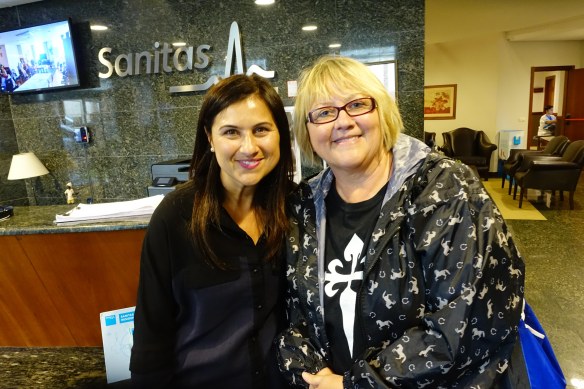 Marta & Laurie in reception-1