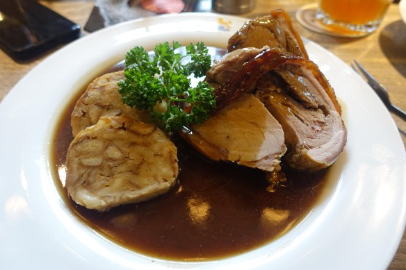 augsburg-brewery-lunch